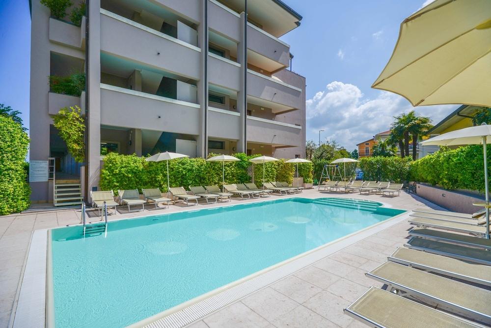 Il Sogno Apartments Desenzano del Garda Eksteriør billede